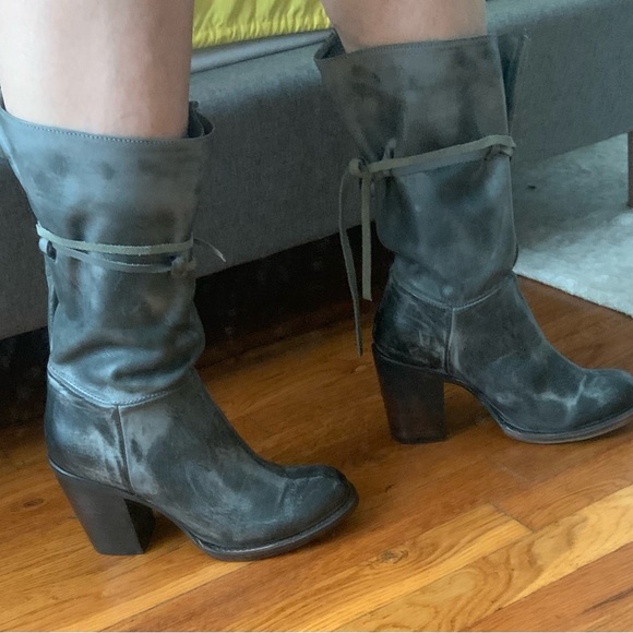 Freebird by Steven, distressed gray, size 8 boots - Picture 14 of 16